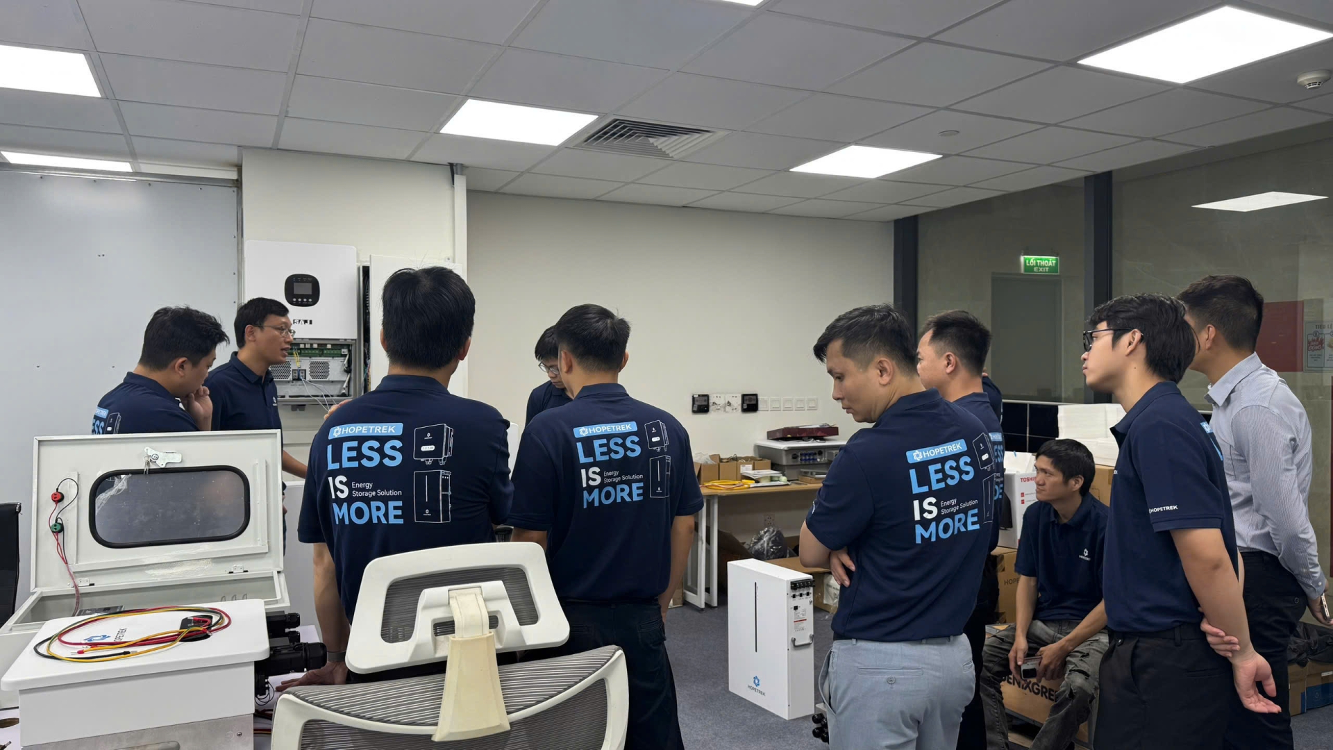 ĐÀO TẠO LÝ THUYẾT & THỰC CHIẾN SOLAR HOPETREK